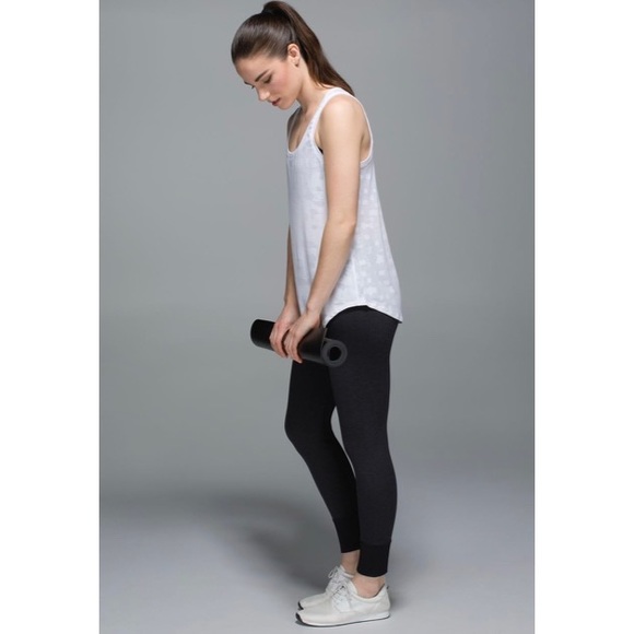lululemon ebb to street pant